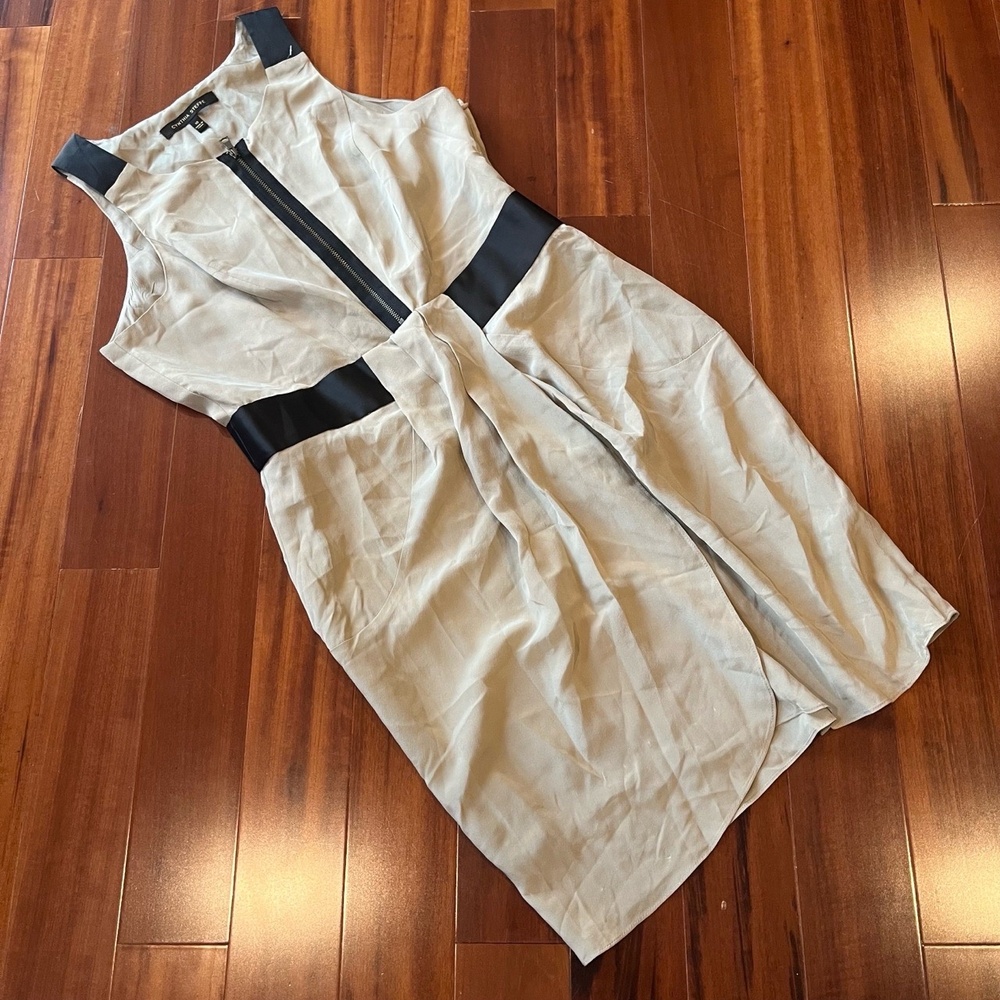 Cynthia Steffe Silk Beige Dress Sleeveless Black Accents Sheath Wrap Pleat Sz 10